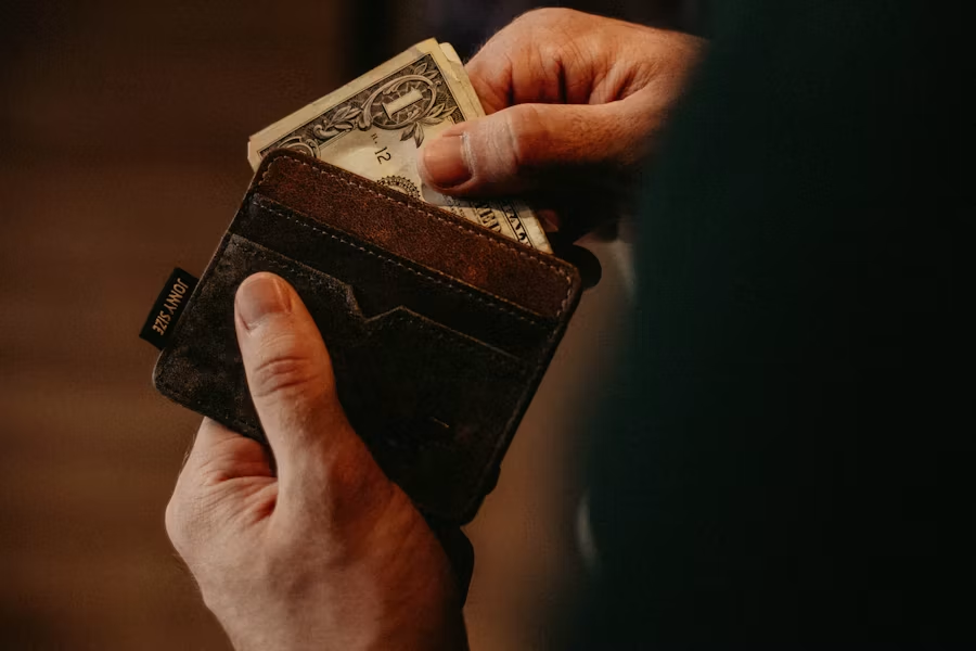 Lines of Credit vs. Traditional Loans: Understanding the Differences